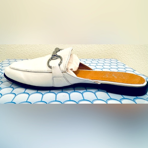 Leather White Slipper Sandals From Italy New 40 EU New without box - Picture 3 of 4